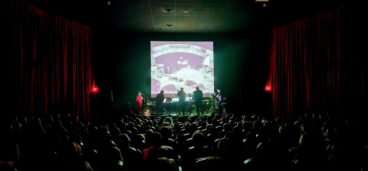 performance 01